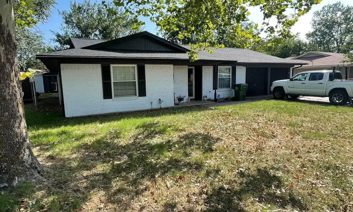 Professional roofing crew working on a residential roof in Southampton